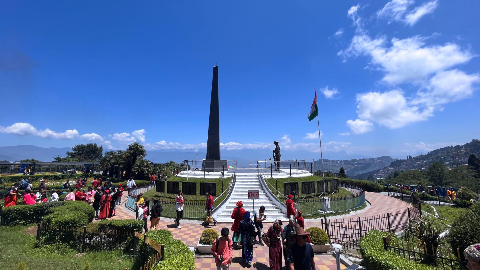 Popular Places to Visit in Darjeeling Town Discover Darjeeling